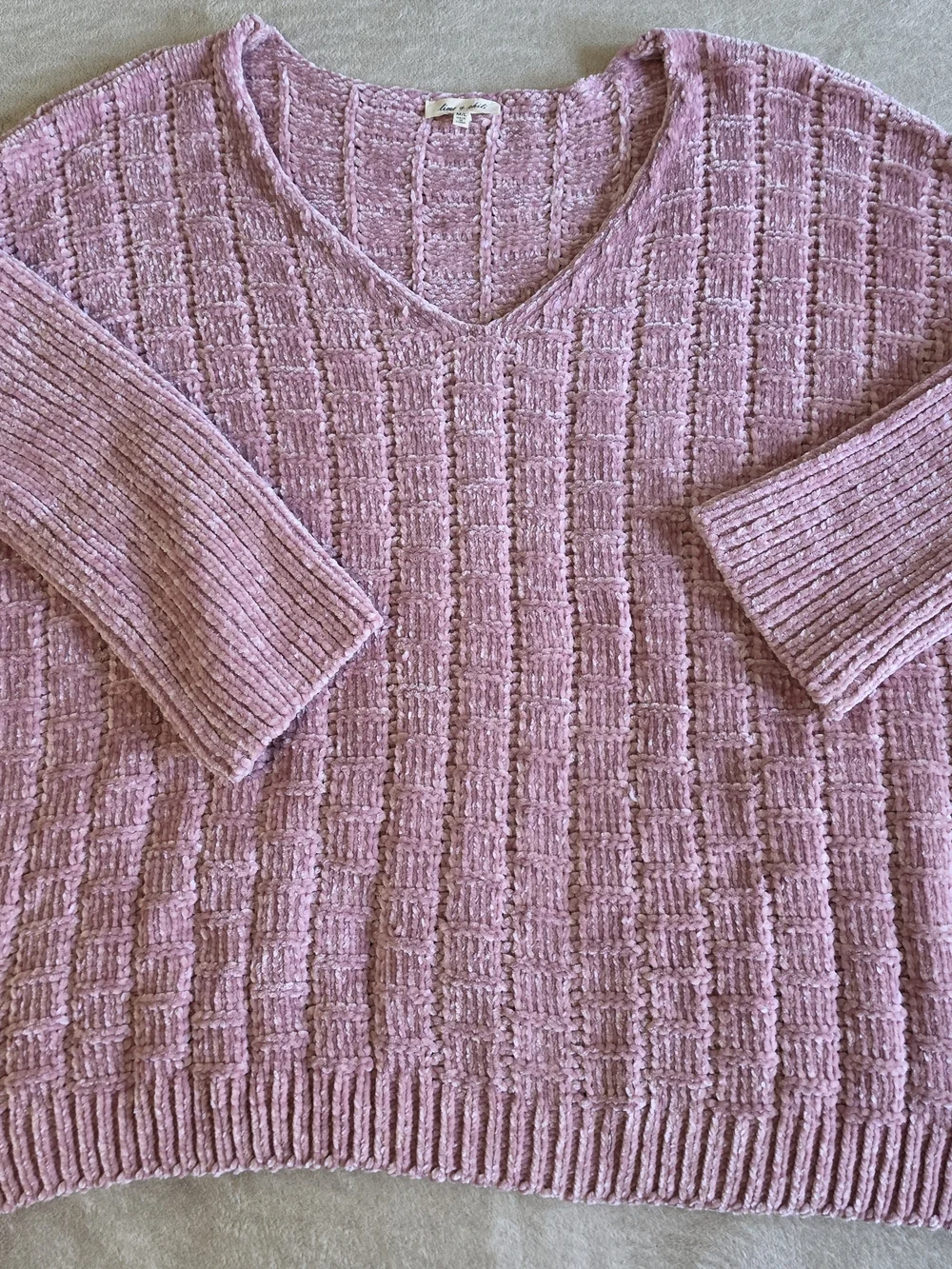 Cozy V-Neck Textured Sweater - Light Pink
